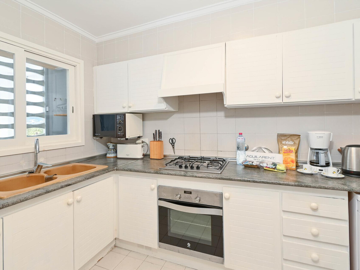 Appartement 2 chambres à 25m de Cala Blanca, piscine - Photo 6