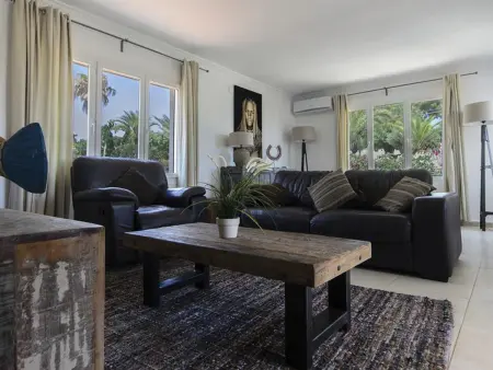 Villa Confortable à Moraira avec Piscine Chauffée, Proche Plage et Activités - Photo 10