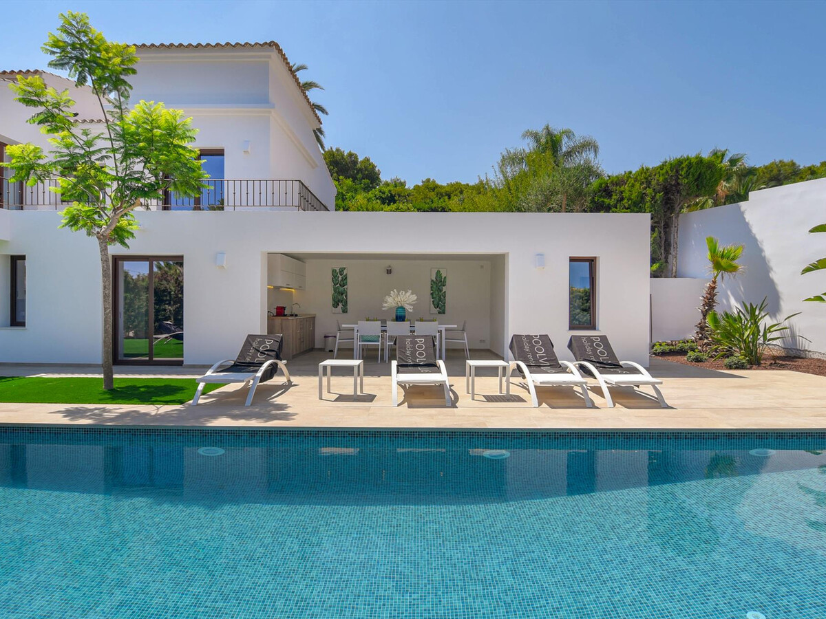 Villa luxe 3 chambres, piscine chauffée, 1 km plage - Photo 2