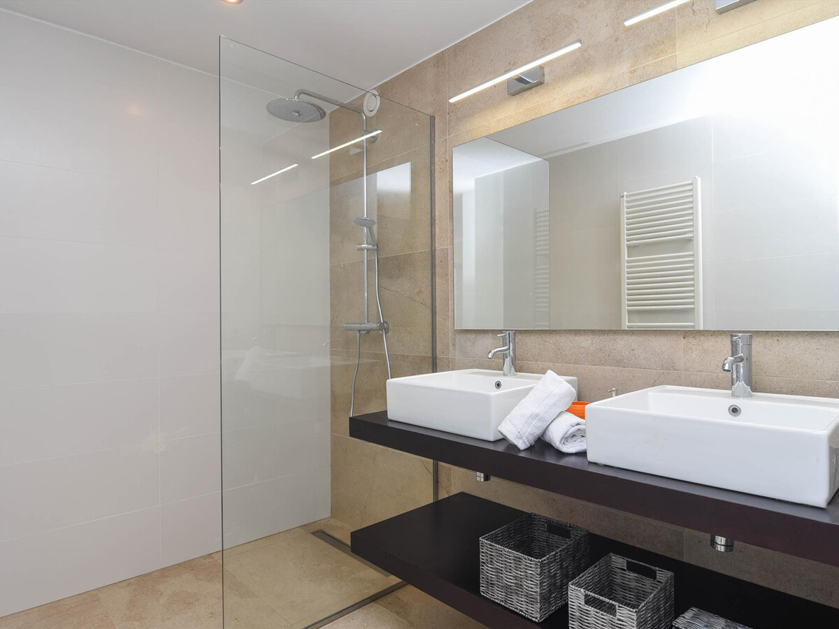 Villa luxe 3 chambres, piscine chauffée, 1 km plage - Photo 18