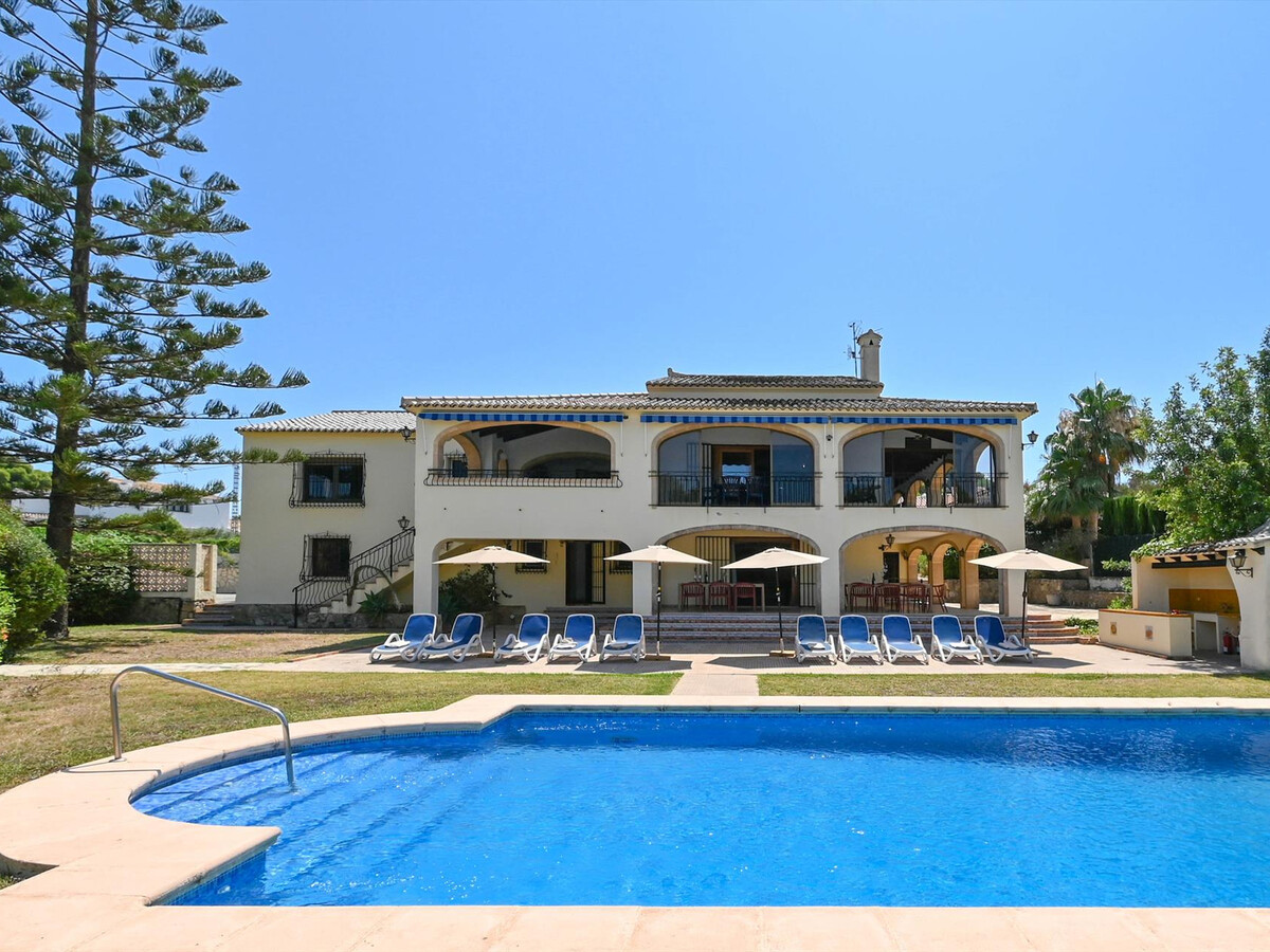 Villa 4 chambres à Javea avec piscine privée 12×6m - Photo 1
