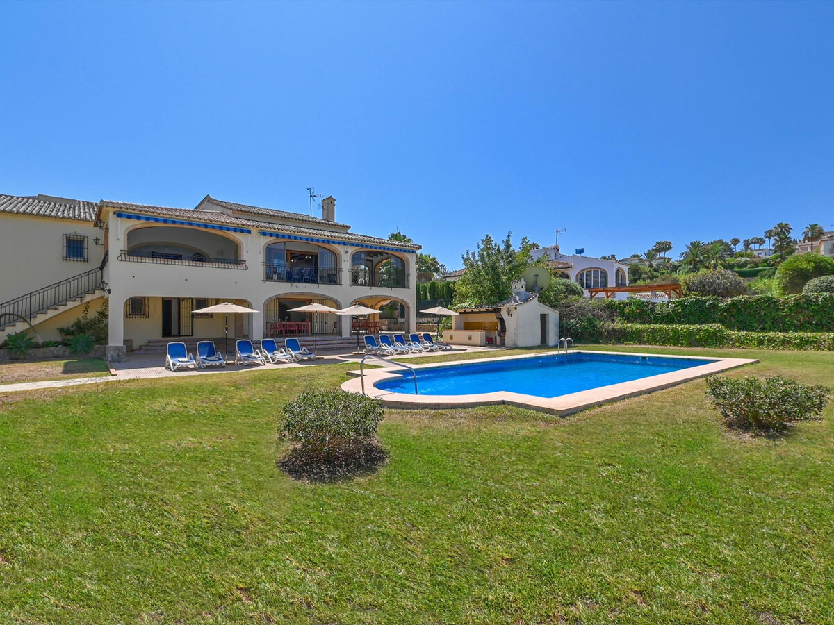 Maison 10 pers., 5 chambres avec piscine à Jávea - Photo 1