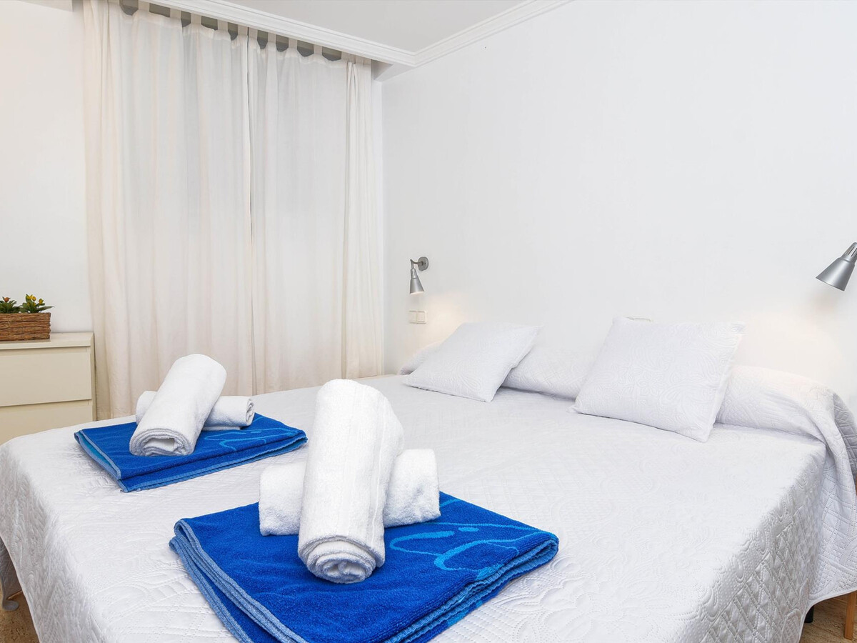 Appartement 3 chambres à 50m de la plage, piscine, animaux - Photo 12