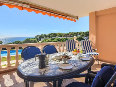 Location appartement à Moraira, Appartement familial avec piscine, clim, parking et WiFi à 50m de la plage