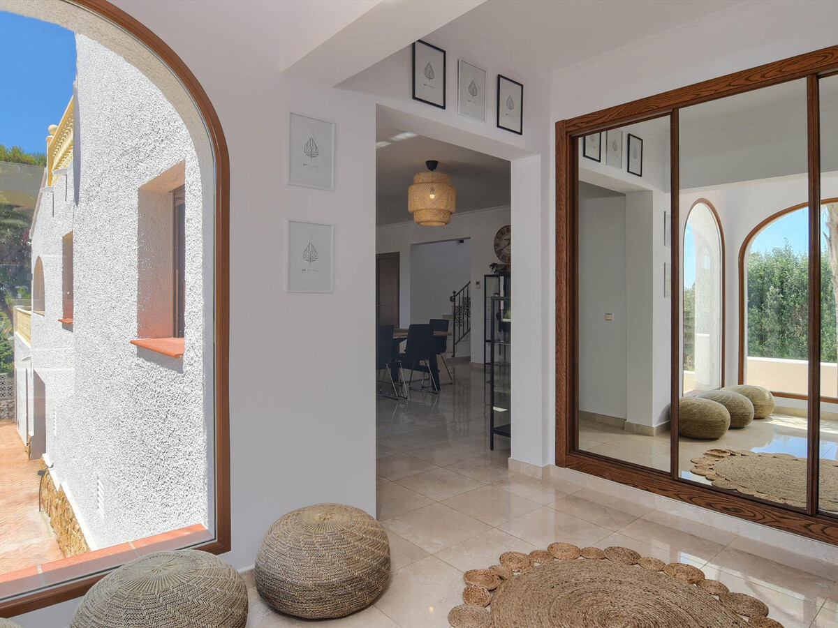 Villa 3 chambres, piscine chauffée et vue mer à Javea - Photo 6