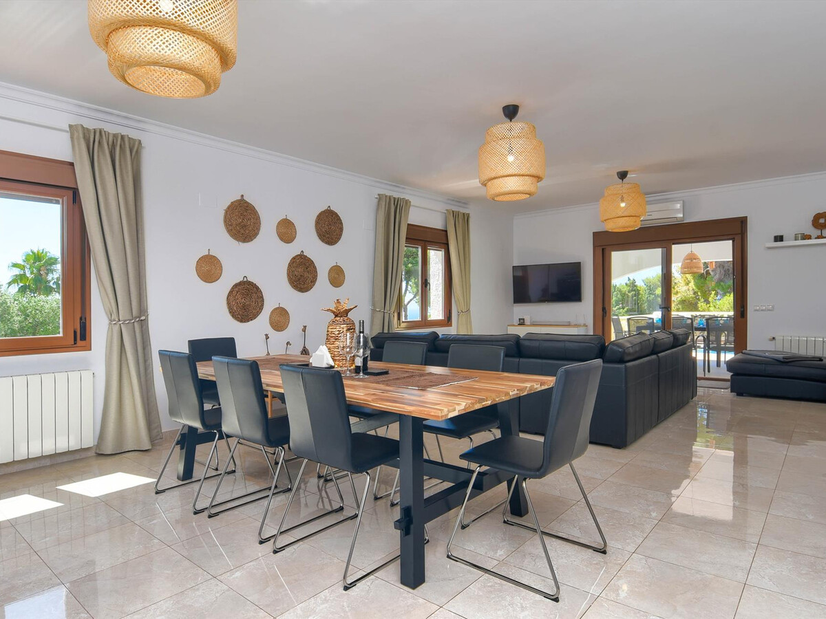 Villa 3 chambres, piscine chauffée et vue mer à Javea - Photo 8