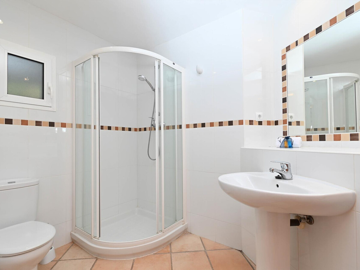 Villa 6 pers. à Jávea : piscine 8x5m, jardin, 4 terrasses - Photo 16