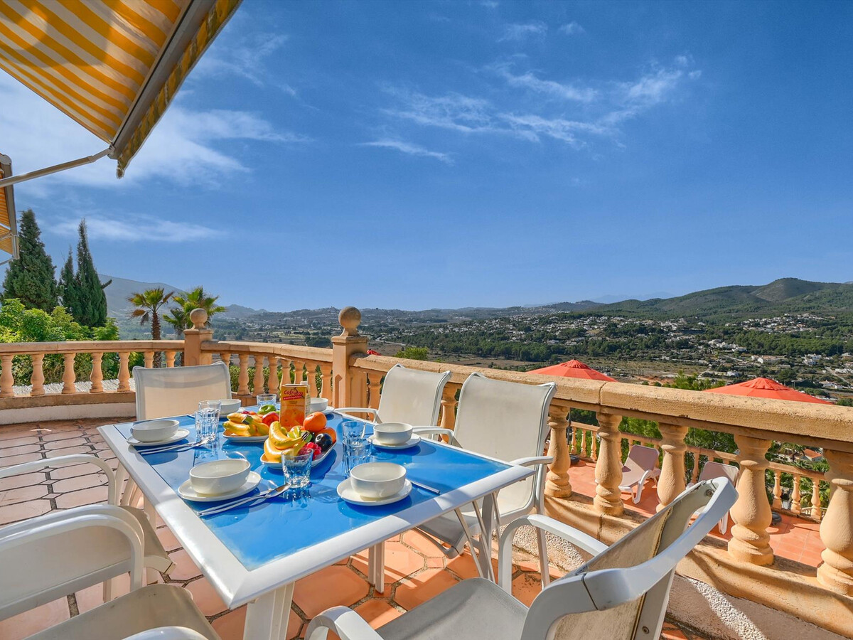 Villa 6 pers. à Jávea : piscine 8x5m, jardin, 4 terrasses - Photo 17