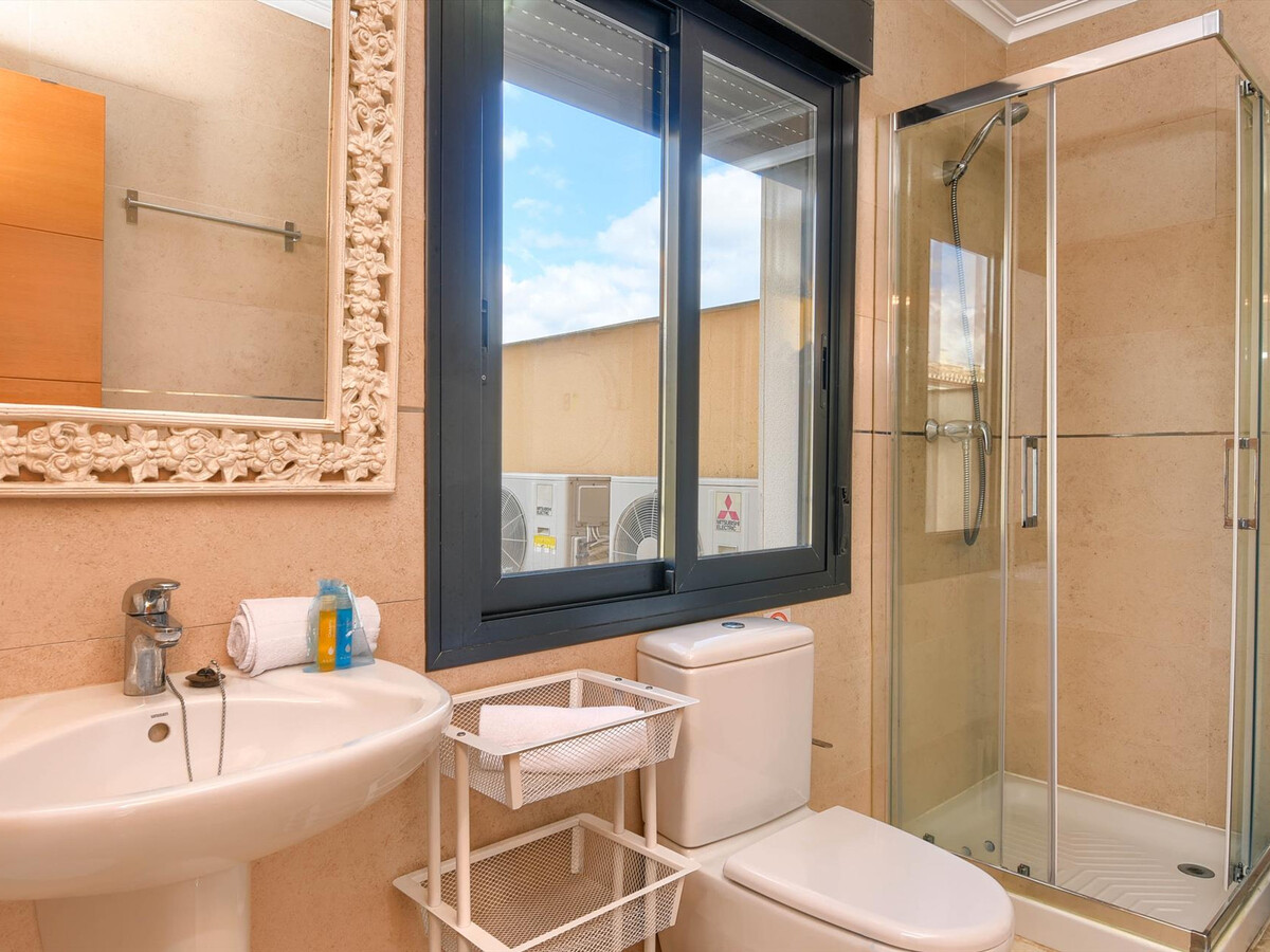 Appartement 4 chambres à Xàbia, piscine et jardin près d'El Arenal - Photo 16