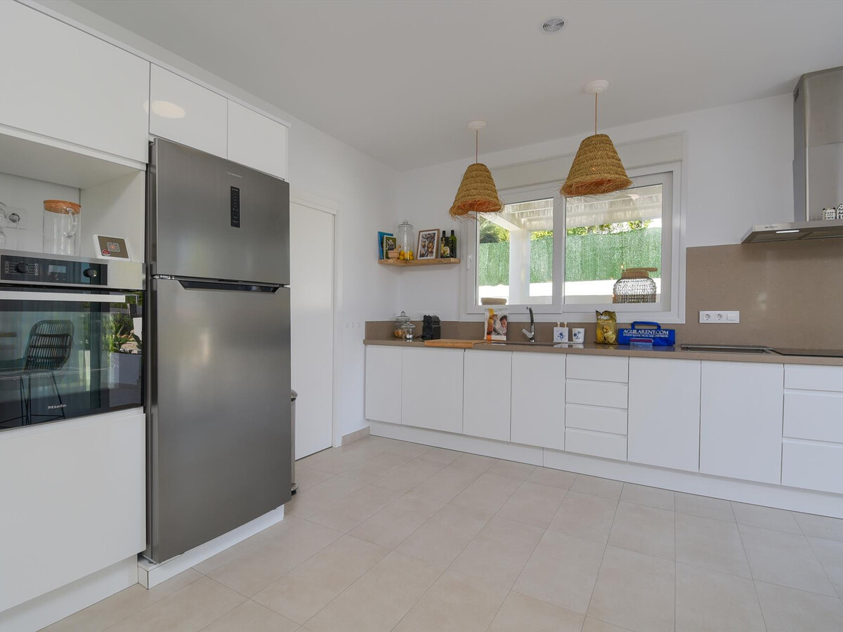 Villa moderne 6 pers., piscine 11m, Playa del Arenal à Xàbia - Photo 8