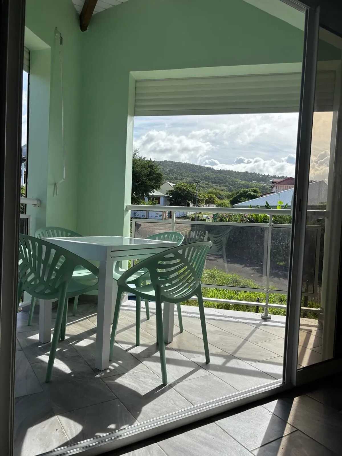 Appartement 80 m² Vieux-Habitants, terrasse et plongée - Photo 8