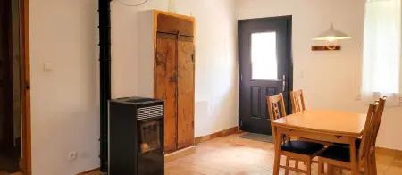 Maison conviviale avec jardin à Revest-des-Brousses : photo 3