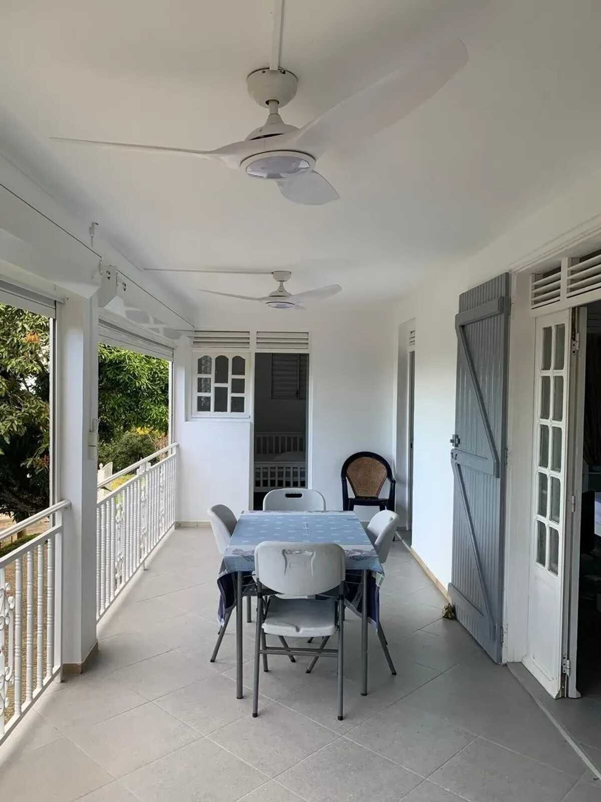 Maison 80 m² à Deshaies, 6 personnes, terrasse et jardin - Photo 2