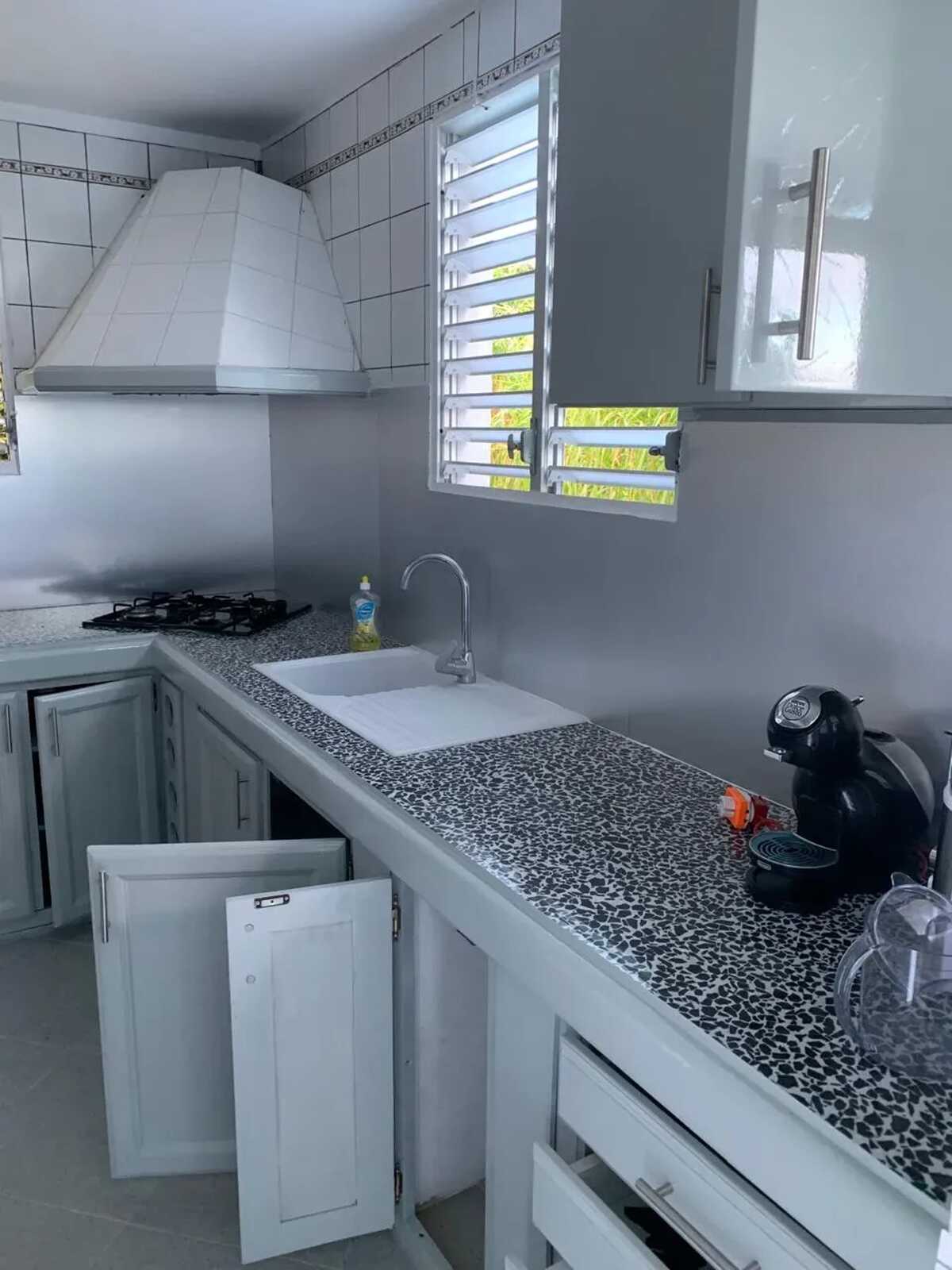 Maison 80 m² à Deshaies, 6 personnes, terrasse et jardin - Photo 4