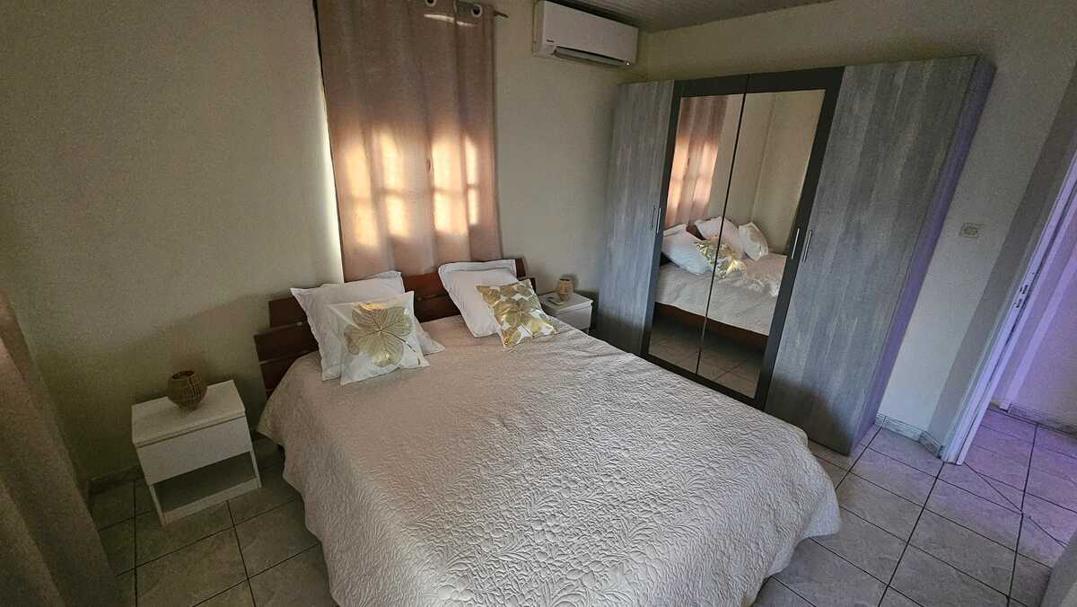 Villa avec piscine privée et vue lac au François - Photo 5