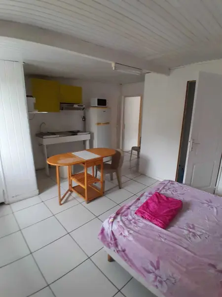Location appartement de vacances à Les Abymes