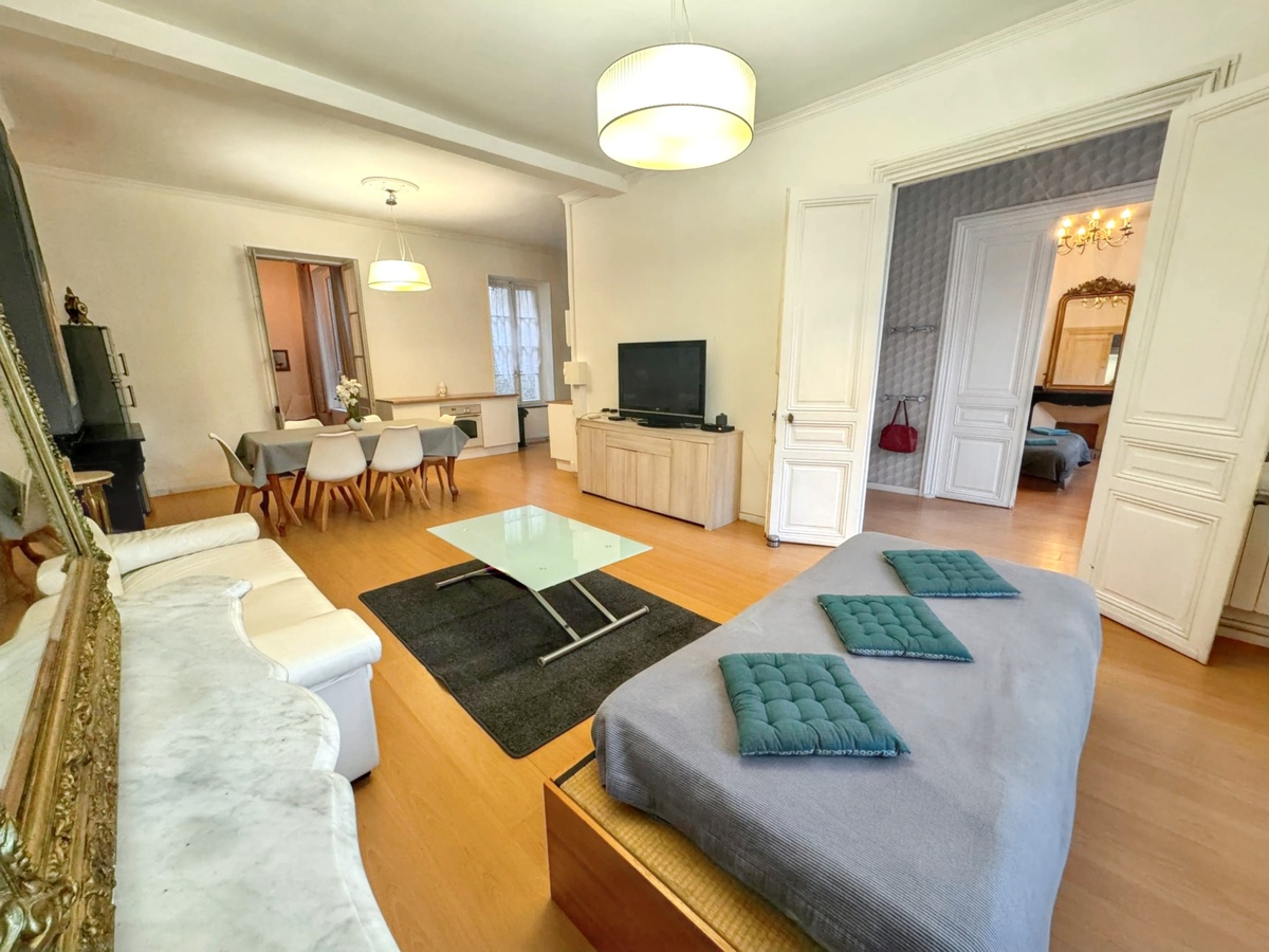 Appartement 12 personnes à Narbonne, 3 chambres + espaces communs - Photo 1