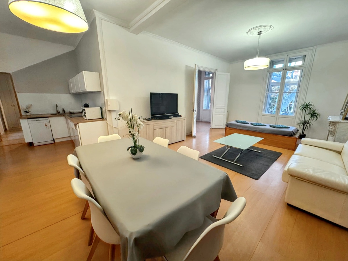 Appartement 12 personnes à Narbonne, 3 chambres + espaces communs - Photo 4