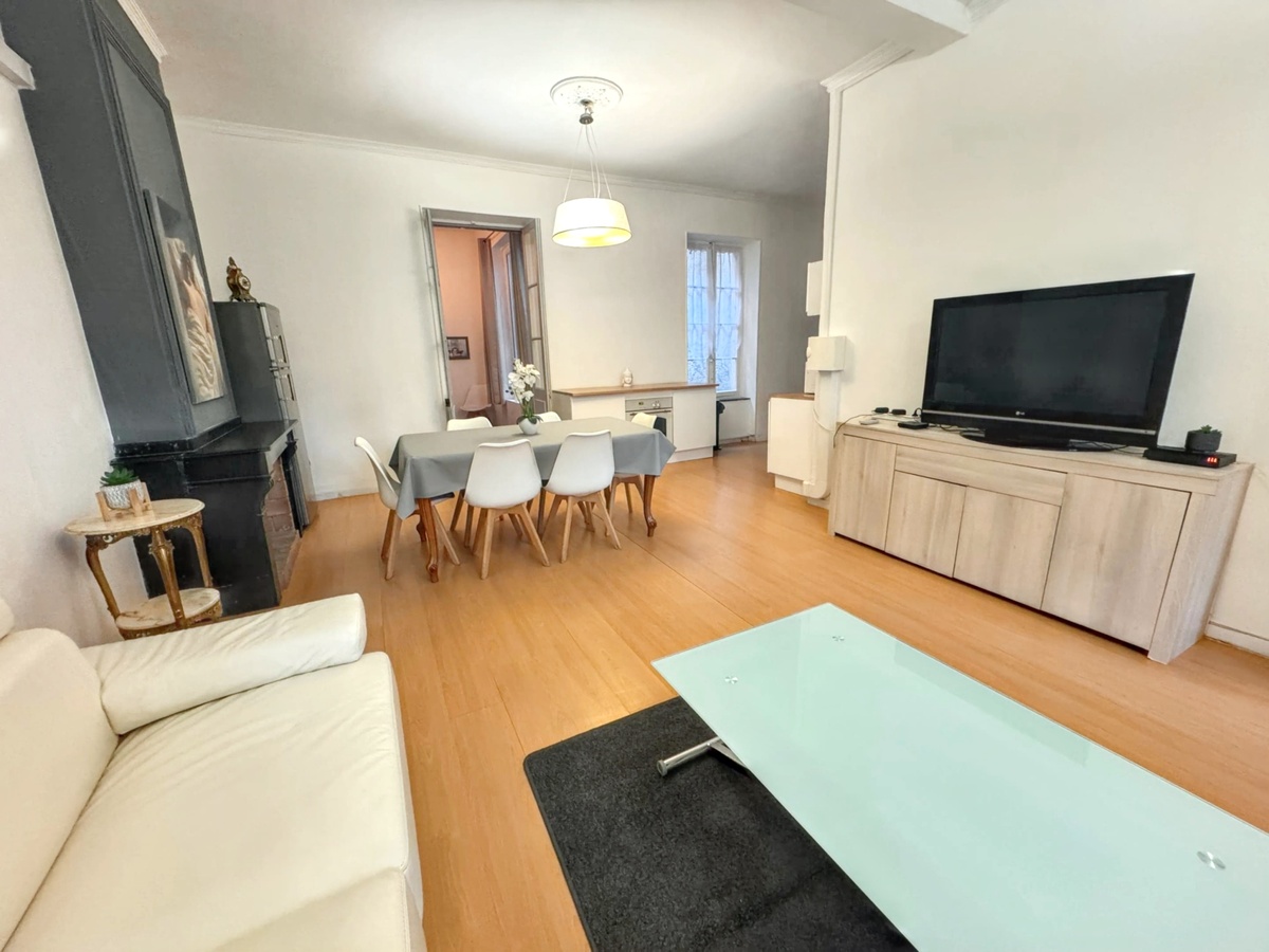 Appartement 12 personnes à Narbonne, 3 chambres + espaces communs - Photo 5