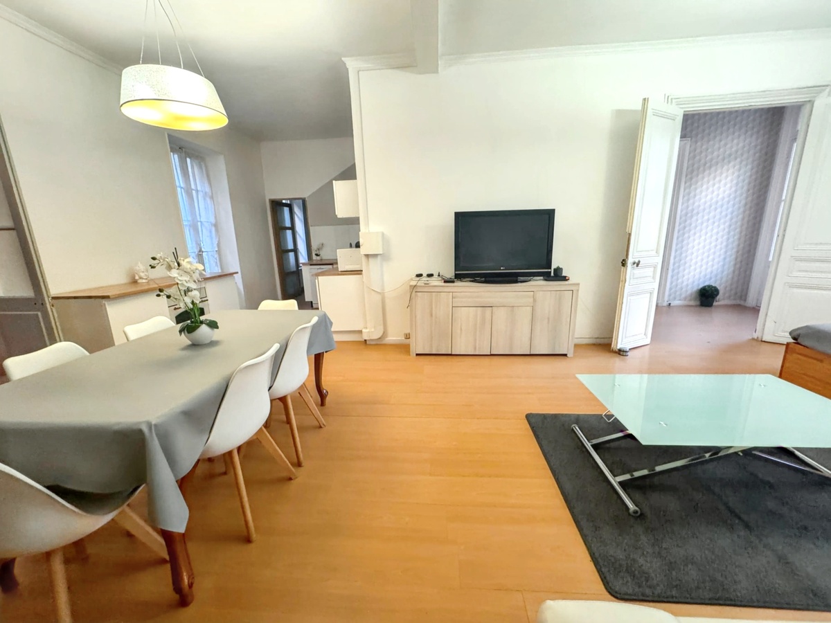 Appartement 12 personnes à Narbonne, 3 chambres + espaces communs - Photo 6