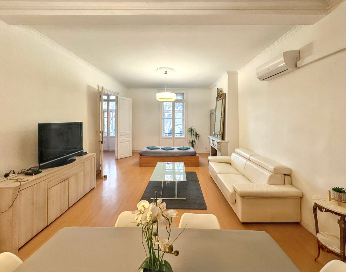 Appartement 12 personnes à Narbonne, 3 chambres + espaces communs - Photo 9