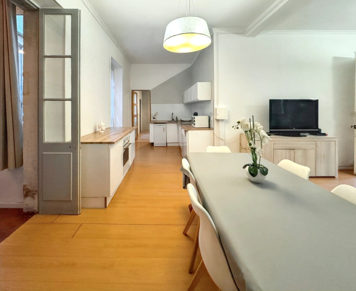 Appartement 12 personnes à Narbonne, 3 chambres + espaces communs - Photo 11