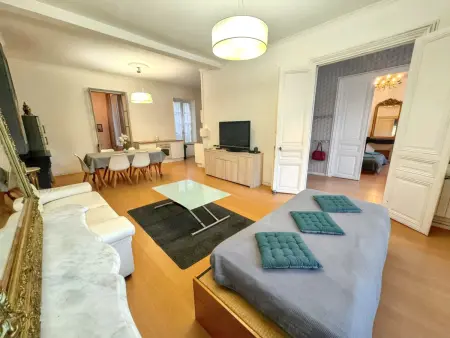 Location appartement à Narbonne, Appartement spacieux à Narbonne de 93 m²