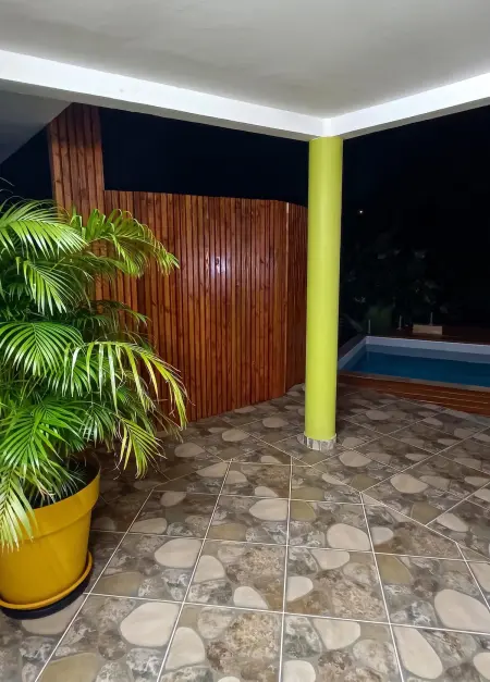 Studio Le Marin avec piscine privée et terrasse, Martinique : photo 12