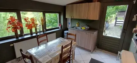 Maison familiale 280 m² à Montignies-sur-Roc, 3 chambres et jardin : photo 9