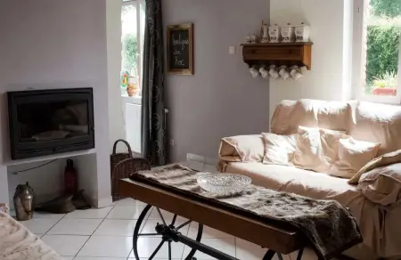 Maison familiale 280 m² à Montignies-sur-Roc, 3 chambres et jardin : photo 12