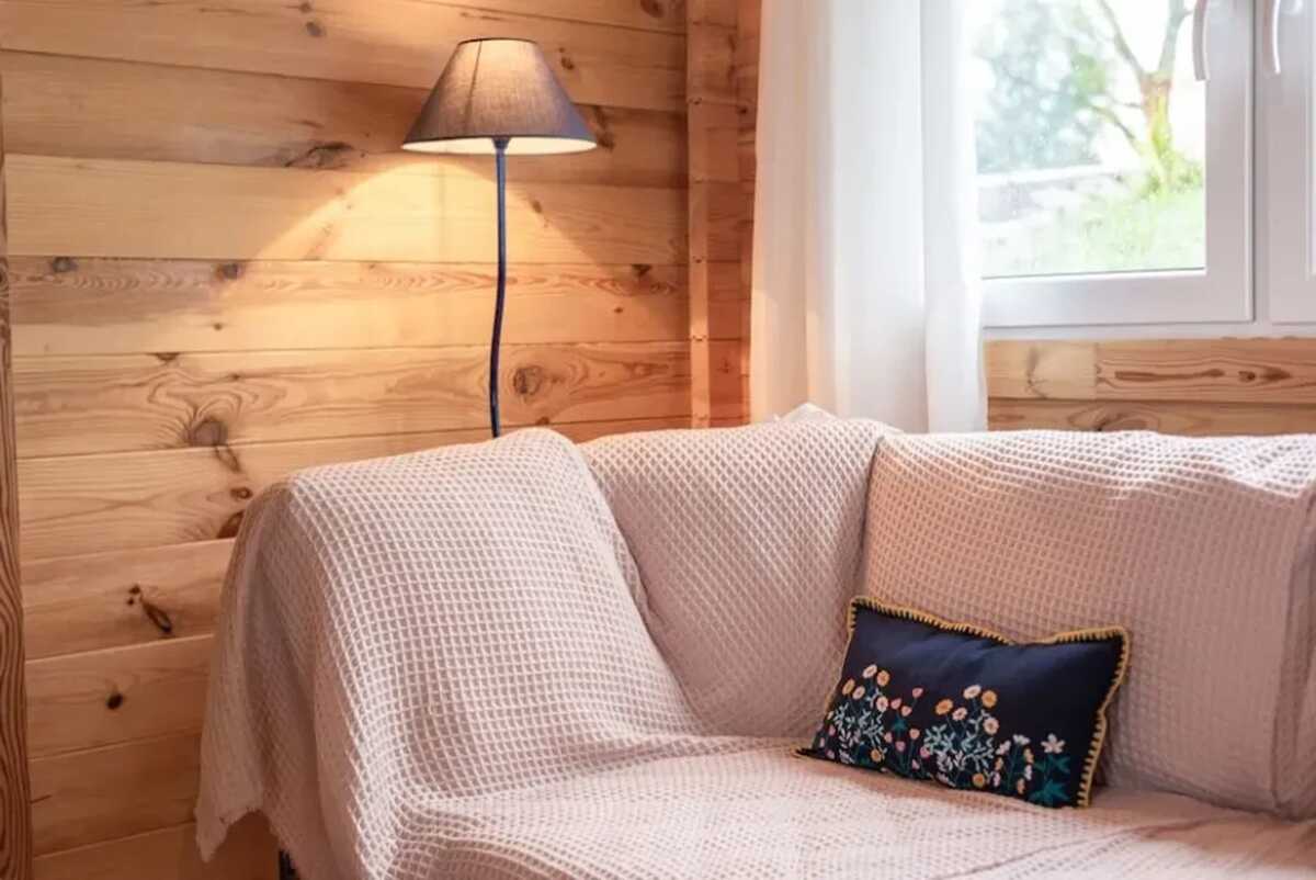 Chalet avec jardin et terrasse à Égliseneuve-des-Liards - Photo 18