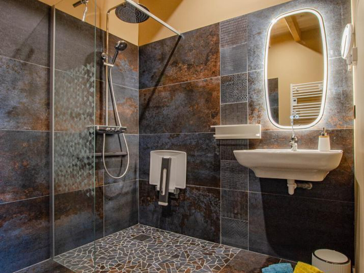 Gîte Éco-luxe 6 pers. avec piscine et spa à Laubressel - Photo 19