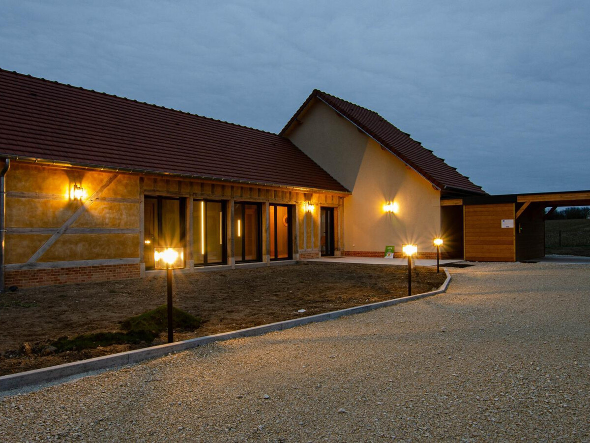 Gîte Éco-luxe 6 pers. avec piscine et spa à Laubressel - Photo 24