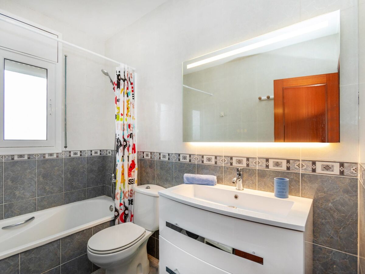 Polancre, maison 5 chambres avec piscine à Lloret de Mar - Photo 16