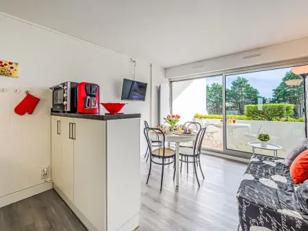 Appartement 4 pers. balcon sud, piscine chauffée - Photo 8