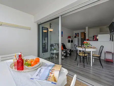 Appartement 4 pers. balcon sud, piscine chauffée - Photo 15