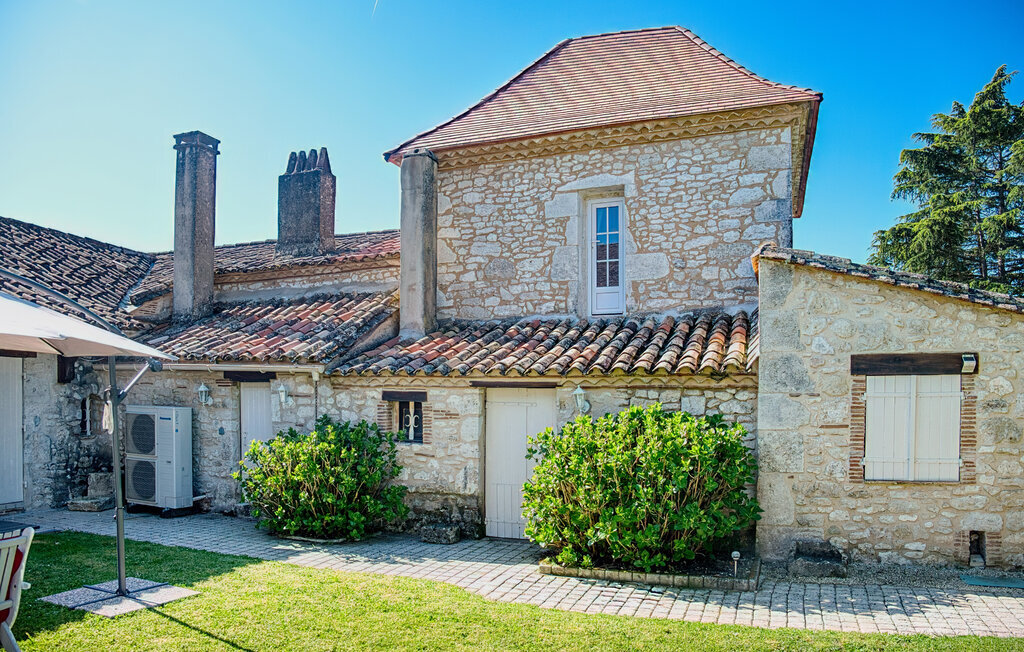 Maison avec piscine privée à Gageac-et-Rouillac - Photo 8