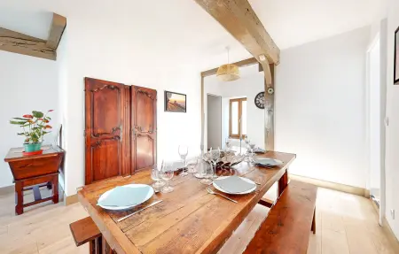 Maison rénovée avec balcon sur l'église à Volnay : photo 5