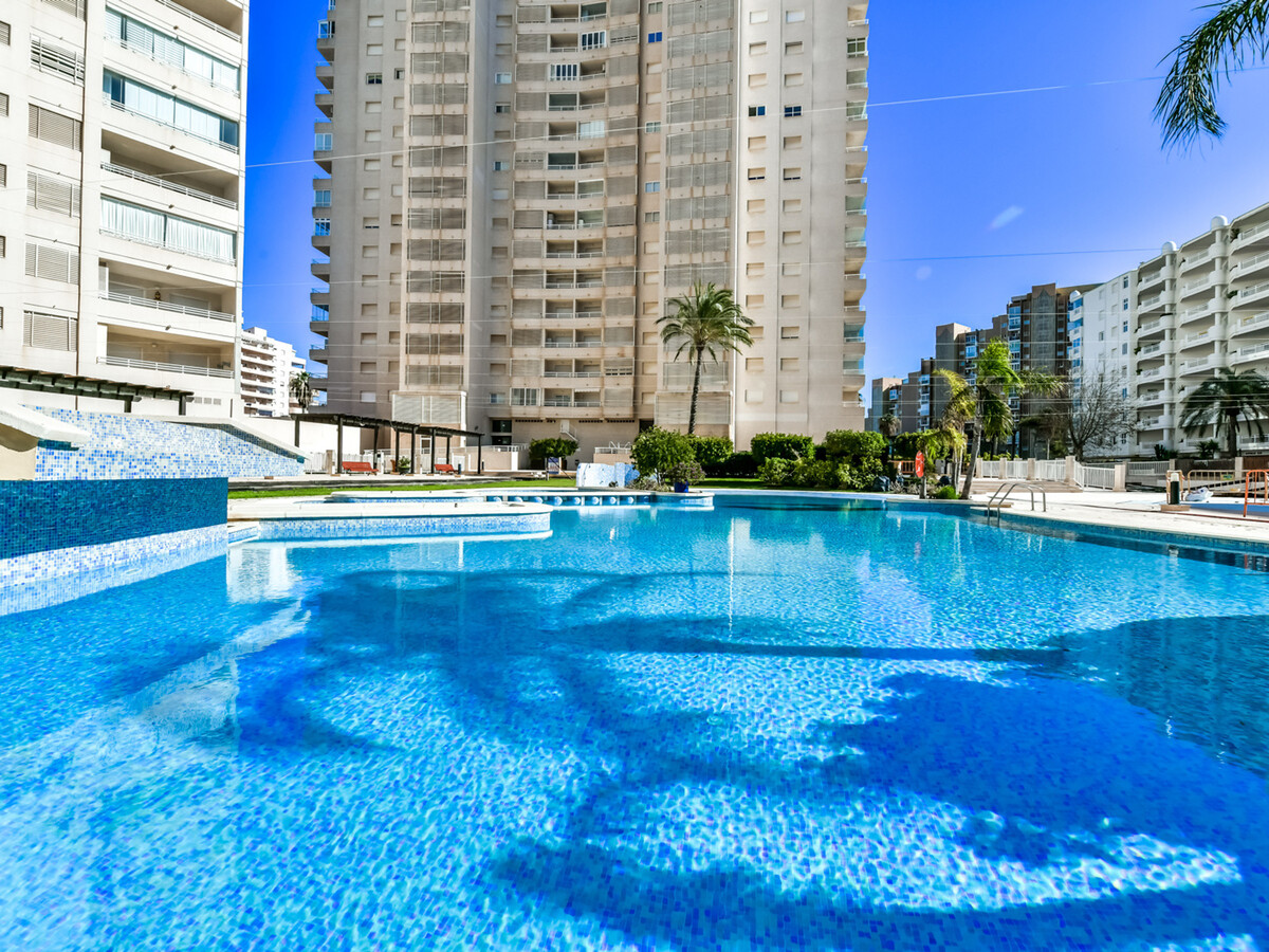 Appartement 2 chambres à 30m de la plage, vue mer à Calp - Photo 1