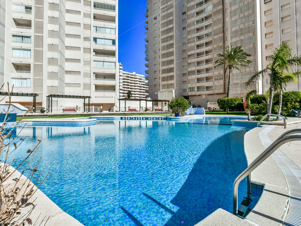 Appartement 2 chambres à 30m de la plage, vue mer à Calp - Photo 3