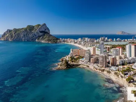 Location appartement à Calp, Appartement à Calpe avec piscine, climatisation et Wi-Fi près plage