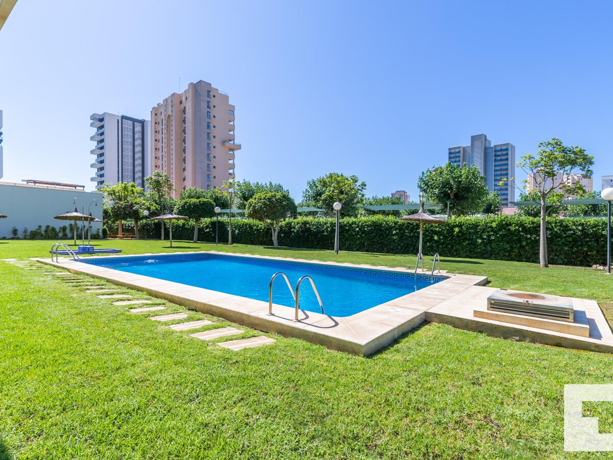 Appartement 6 pers., 8e étage, piscine et terrasse à Calpe - Photo 1