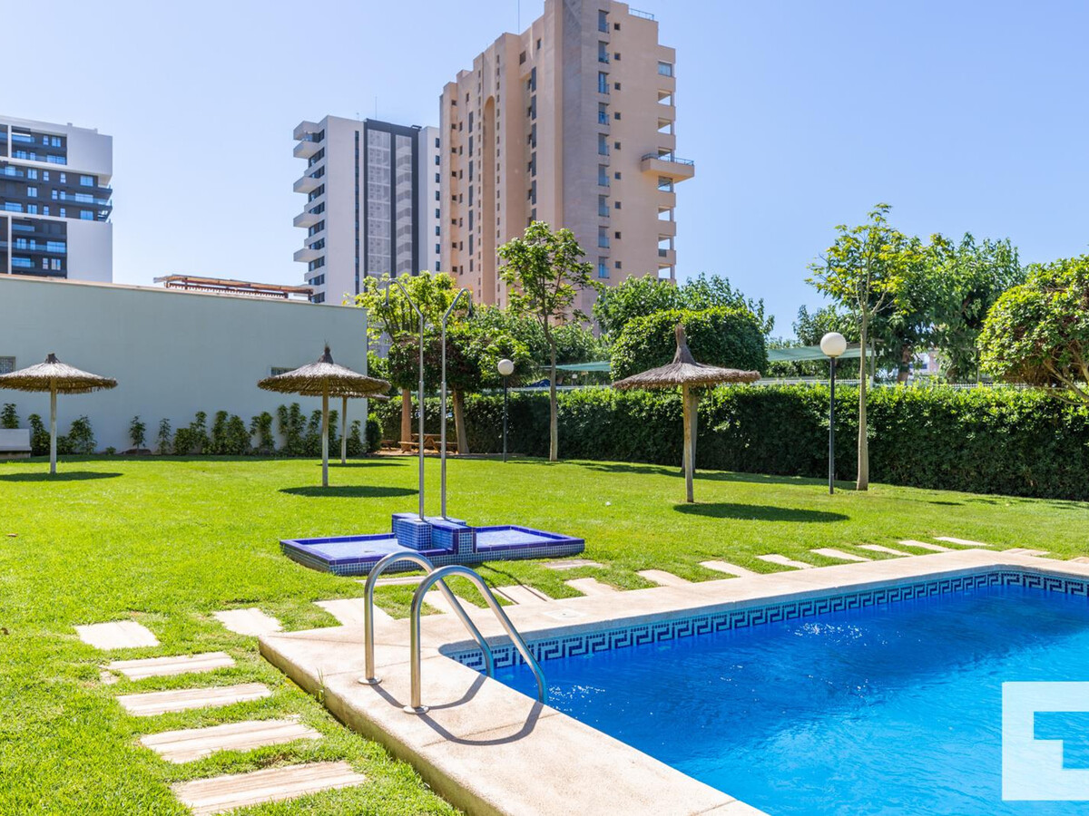 Appartement 6 pers., 8e étage, piscine et terrasse à Calpe - Photo 3
