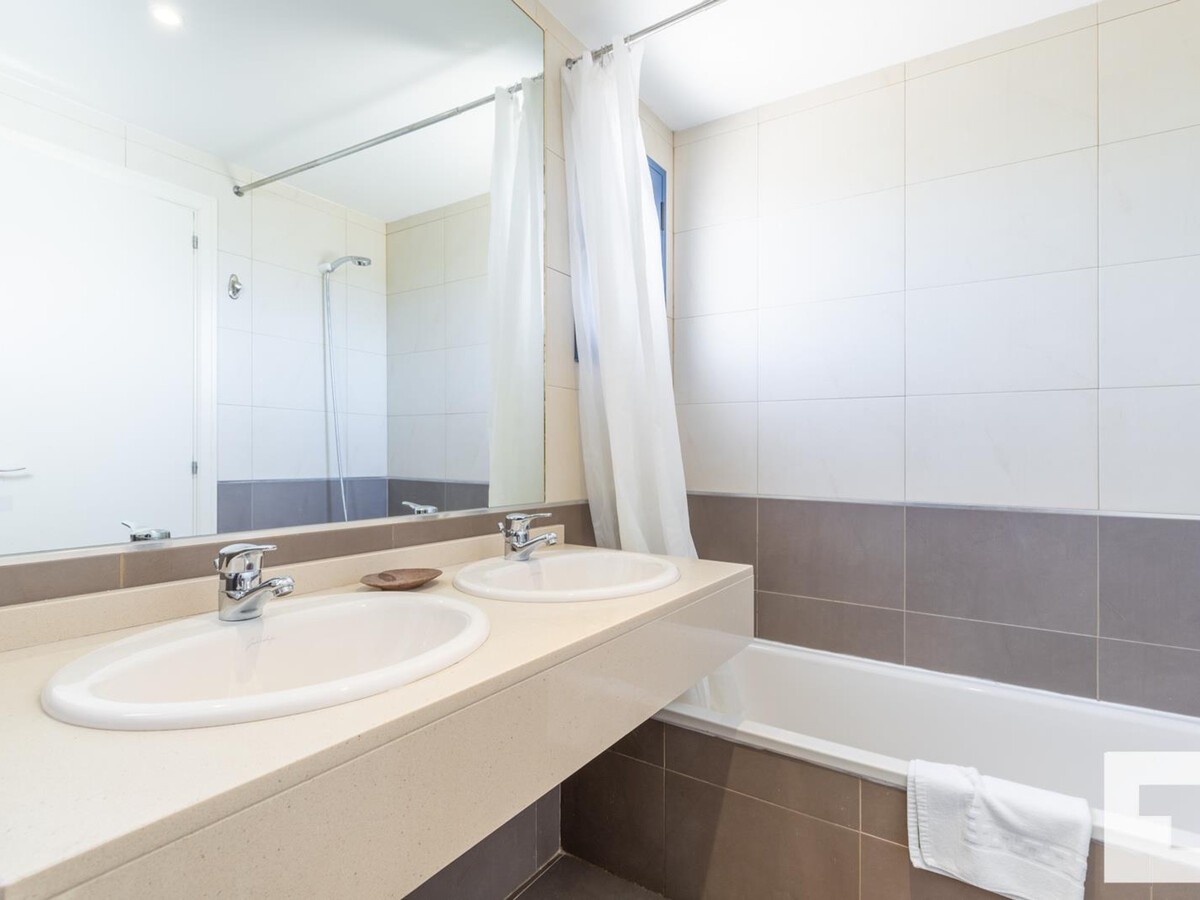 Appartement 6 pers., 8e étage, piscine et terrasse à Calpe - Photo 16
