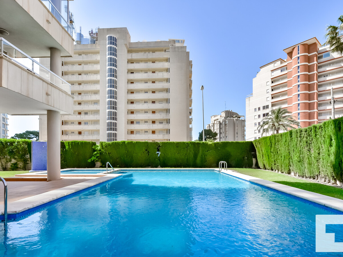 Appartement 5 pers. Calpe : terrasse, piscine, 8e étage - Photo 2