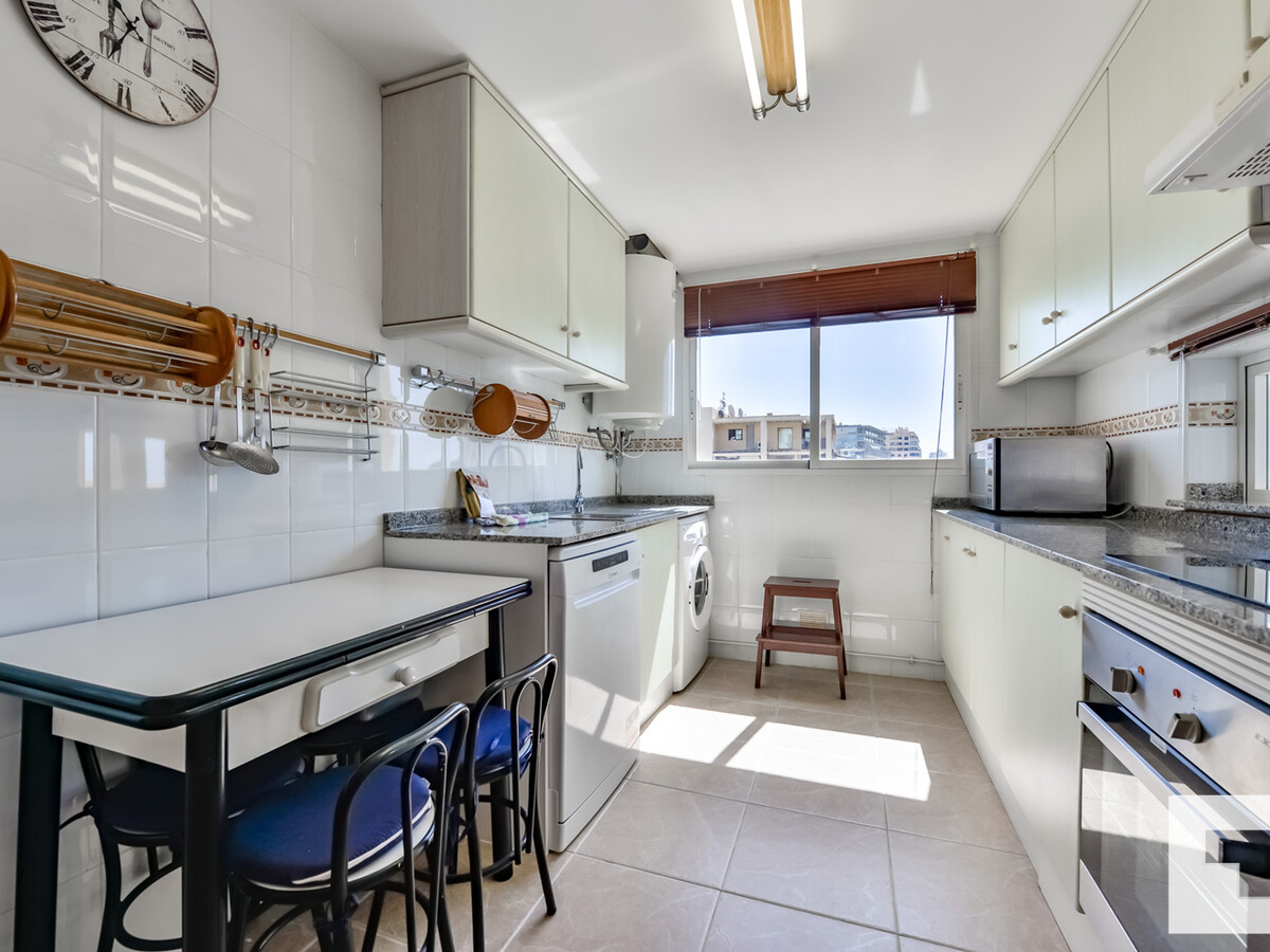 Appartement 5 pers. Calpe : terrasse, piscine, 8e étage - Photo 16