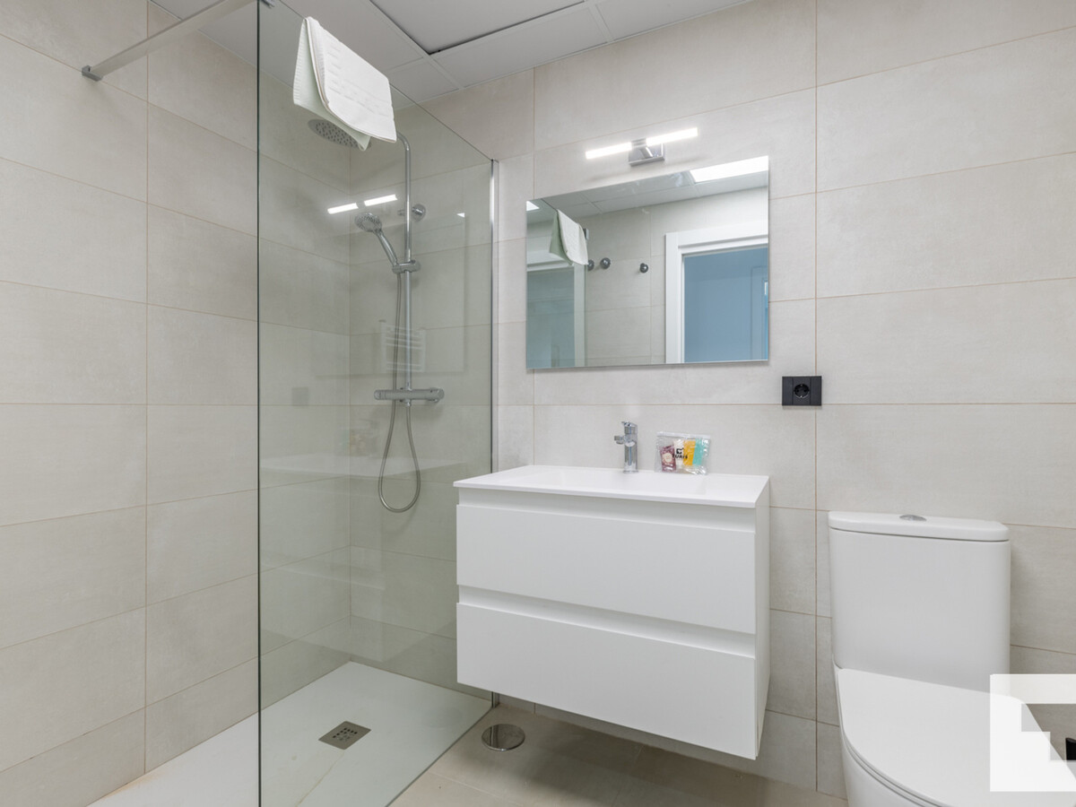 Appartement moderne 2 chambres avec piscine à Calpe - Photo 16