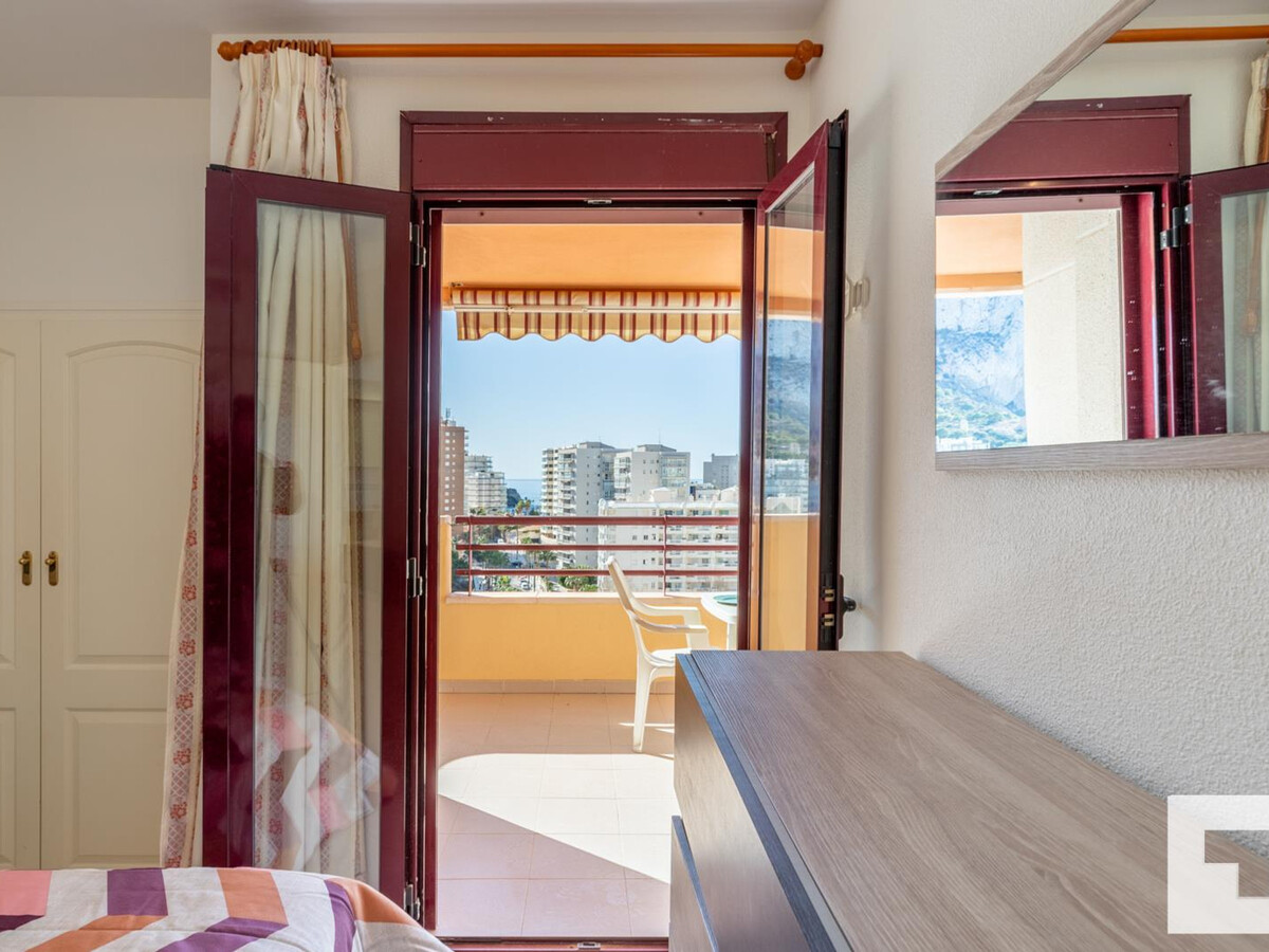 Appartement vue Peñón de Ifach, 1ère ligne plage, Calp - Photo 15