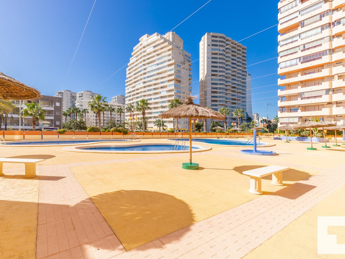 Appartement vue Peñón de Ifach, 1ère ligne plage, Calp - Photo 22