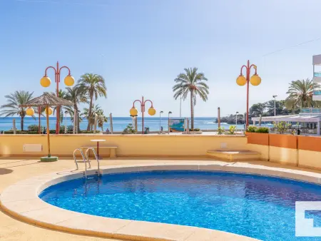 Location appartement à Calp, Appartement confortable à Calpe avec piscine et Wi-Fi